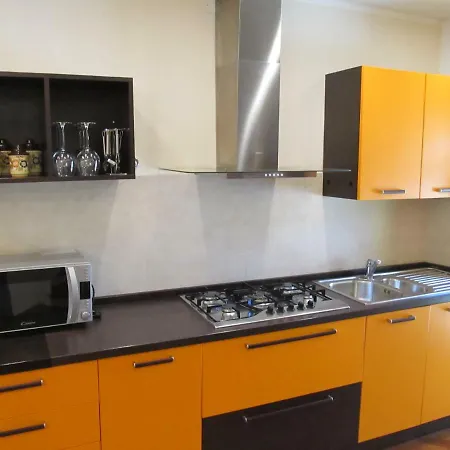 Casa Vacanze L'edera Oliveto Lario