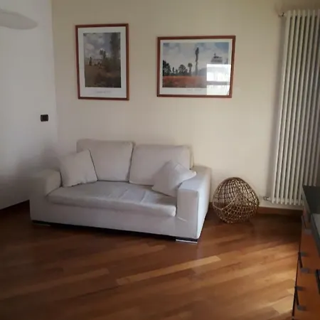 Dom wakacyjny Casa Vacanze L'edera Oliveto Lario